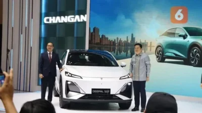 Deepal SO7 Bikin Geger! SUV Listrik Canggih Ini Sudah Dirakit Lokal di Indonesia, Harga Spesialnya Bikin Melongo! 10 deepal so7 bikin geger suv listrik canggih ini sudah dirakit lokal di indonesia harga spesialnya bikin melongo portal berita terbaru