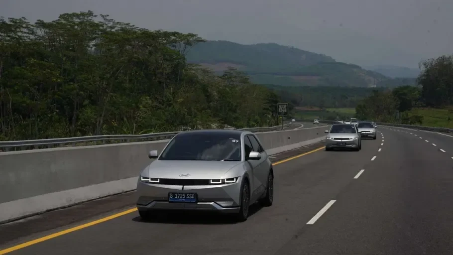 gak perlu beli hyundai subscribe bikin kamu punya mobil listrik mewah tanpa ribet ini bocoran biayanya portal berita terbaru