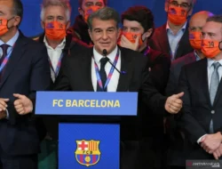 Geger Camp Nou! Joan Laporta Mundur dari Presiden Barcelona, Ternyata Ini Misi Tersembunyinya!