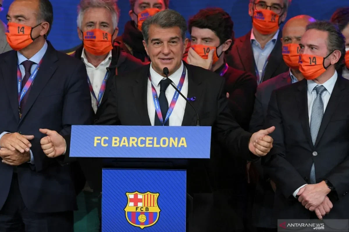 geger camp nou joan laporta mundur dari presiden barcelona ternyata ini misi tersembunyinya portal berita terbaru