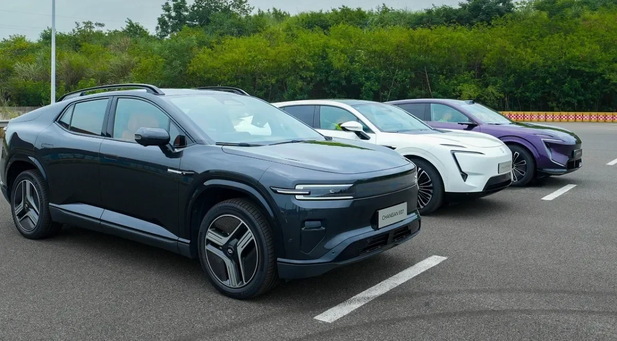 iims 2026 makin panas changan resmi debut bawa mobil listrik rp100 jutaan fiturnya bikin melongo portal berita terbaru