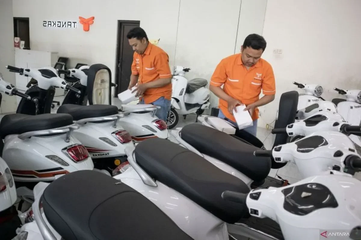 insentif motor listrik resmi dicabut tapi kok target penjualan 2026 malah meroket ini rahasianya portal berita terbaru