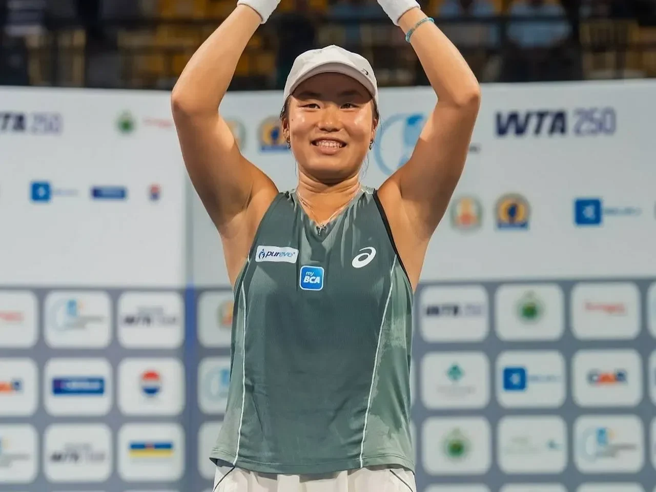 janice tjen menggila dari kejutan us open hingga gebrakan di turnamen elite siap guncang dunia tenis portal berita terbaru