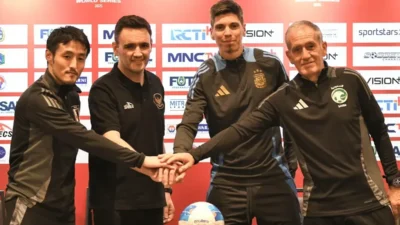 jepang tumbang pelatih kensuke takahashi akui timnas futsal indonesia lebih kuat di semifinal piala asia futsal portal berita terbaru