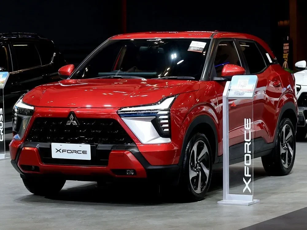 mitsubishi xforce 55th anniversary resmi meluncur fitur e mirror canggih bikin berkendara makin aman stylish portal berita terbaru