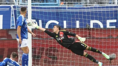 Momen Horor Emil Audero Kena Flare di Serie A, Bintang Inter Milan Langsung Beri Kecaman Keras! 10 momen horor emil audero kena flare di serie a bintang inter milan langsung beri kecaman keras portal berita terbaru