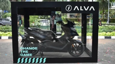 motor listrik tanpa subsidi alva ngebut sendiri penjualan tetap melejit di tengah tantangan portal berita terbaru
