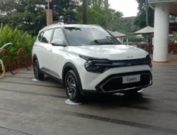Resmi Meluncur di IIMS 2026! Kia Carens Terbaru Siap Guncang Pasar, Intip Fitur Mewah dan Harganya yang Bikin Penasaran!