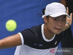 Sensasi Dubai! Janice Tjen Gemparkan Dunia Tenis, Kalahkan Bintang Kanada dan Melaju ke 16 Besar!
