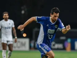 Terungkap! Drama VAR dan Gol Penentu Bawa Persib Kokoh di Puncak Super League, Malut United Tak Berdaya!