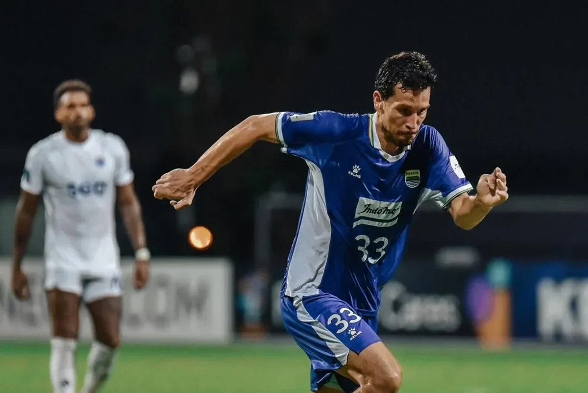 terungkap drama var dan gol penentu bawa persib kokoh di puncak super league malut united tak berdaya portal berita terbaru